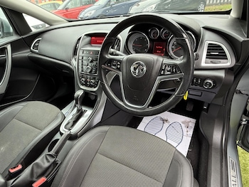 Used Vauxhall Astra 2013 for sale - 75635096: Photo
