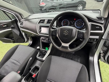 Used Suzuki SX4 S-Cross 2015 for sale - 78416082: Photo