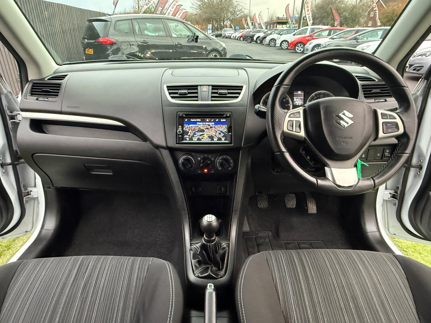 Used Suzuki Swift 2016 for sale - 76886991: Photo 38