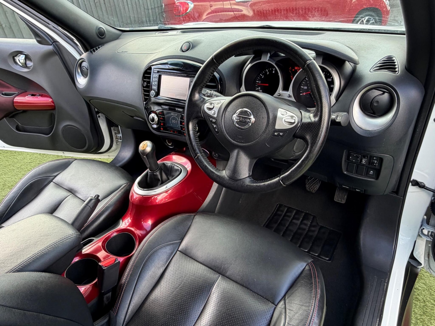 Used Nissan Juke 2013 for sale - 77892082: Photo 3