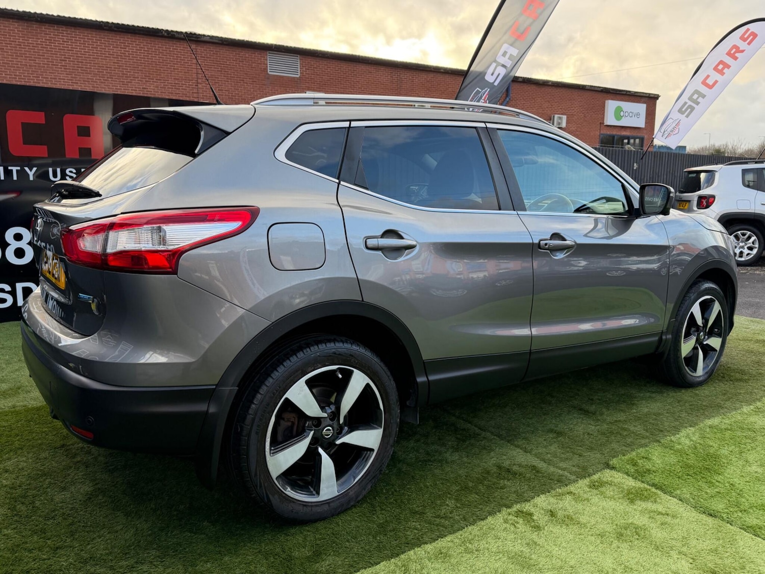 Used Nissan Qashqai 2015 for sale - 77395962: Photo 14