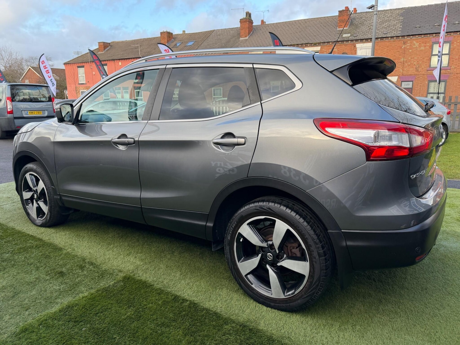 Used Nissan Qashqai 2015 for sale - 77395962: Photo 15
