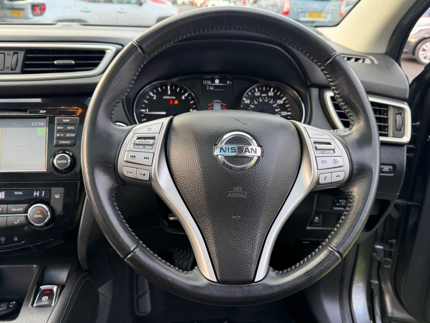 Used Nissan Qashqai 2015 for sale - 77395962: Photo 18