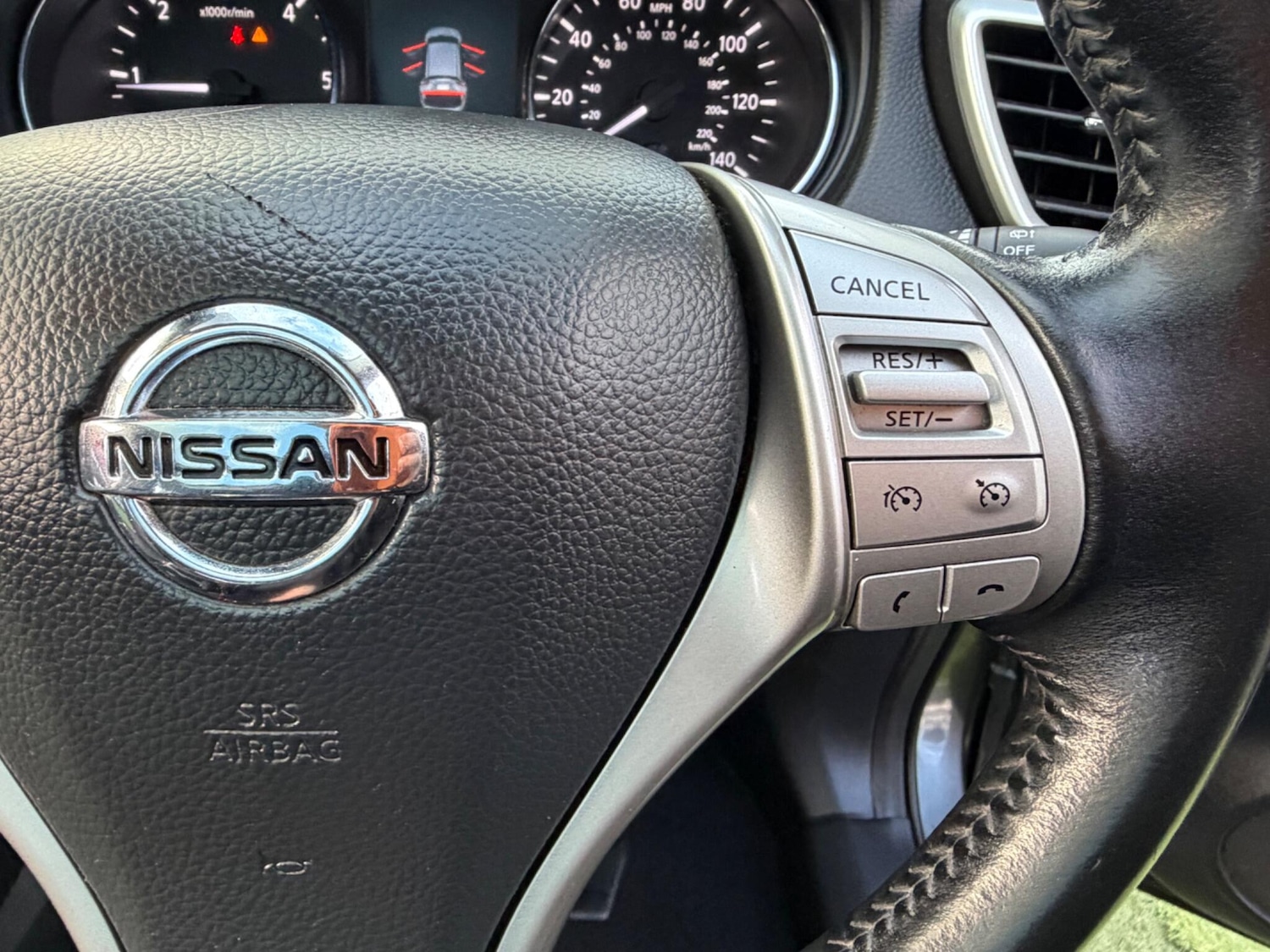 Used Nissan Qashqai 2015 for sale - 77395962: Photo 20