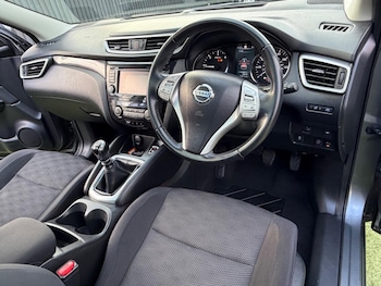 Used Nissan Qashqai 2015 for sale - 77395962: Photo