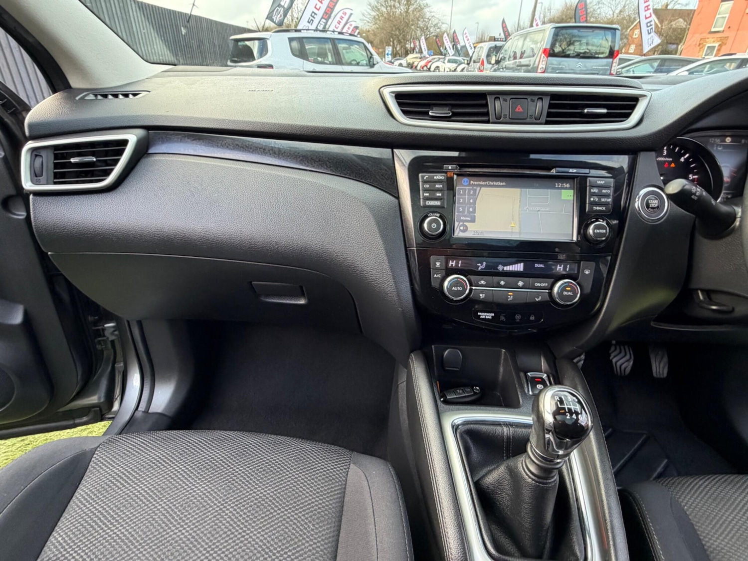 Used Nissan Qashqai 2015 for sale - 77395962: Photo 40