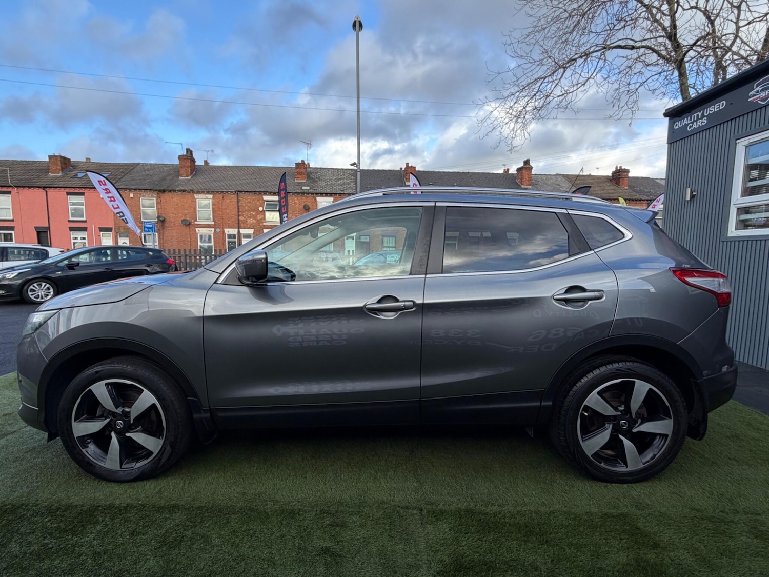 Used Nissan Qashqai 2015 for sale - 77395962: Photo 8