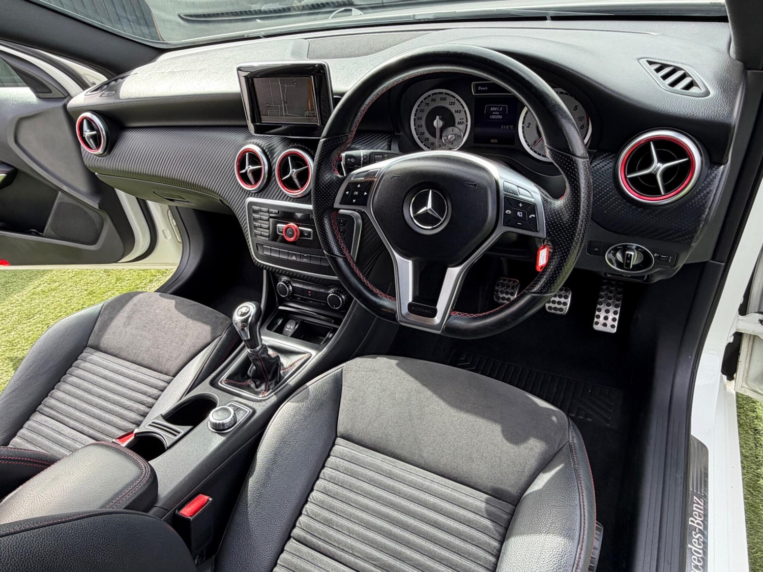 Used Mercedes-Benz A-Class 2013 for sale - 78205265: Photo 3