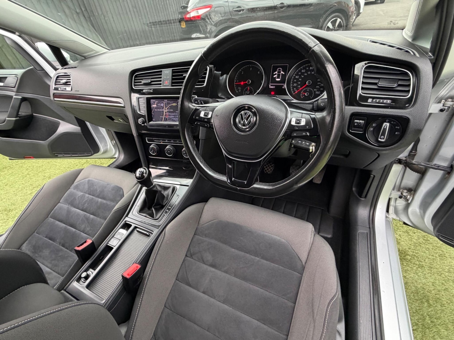 Used Volkswagen Golf 2013 for sale - 78086209: Photo 3