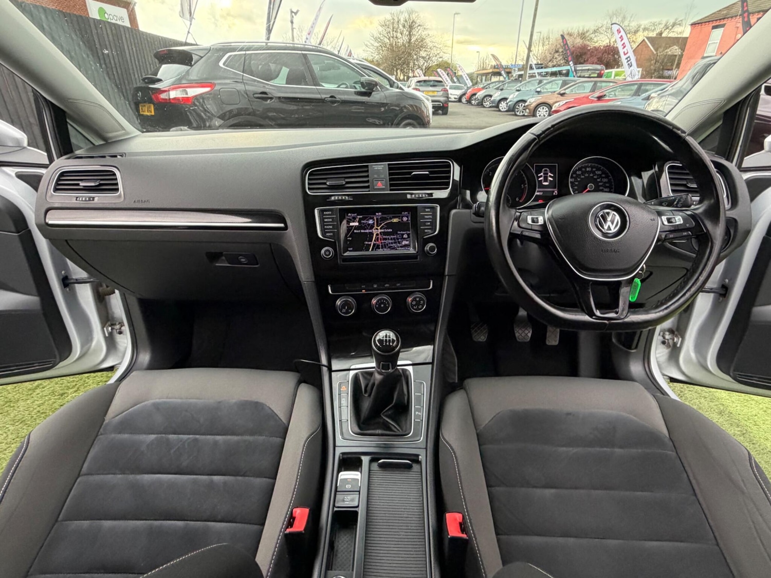 Used Volkswagen Golf 2013 for sale - 78086209: Photo 38