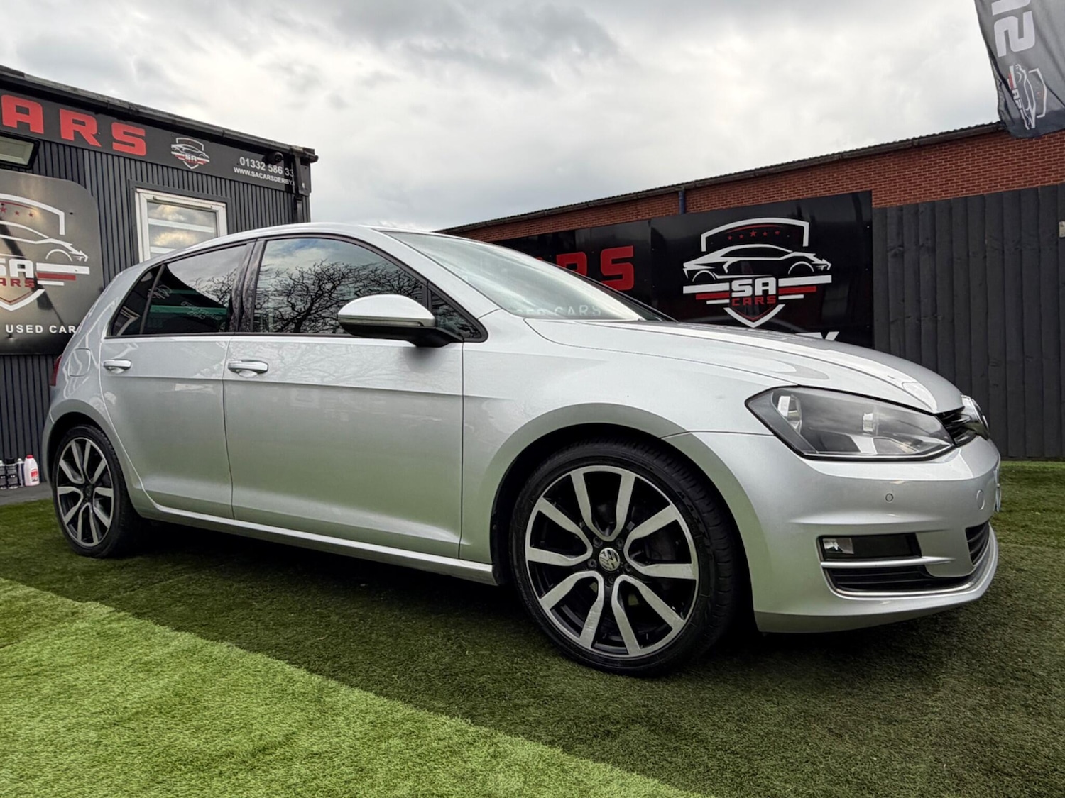 Used Volkswagen Golf 2013 for sale - 78086209: Photo 9