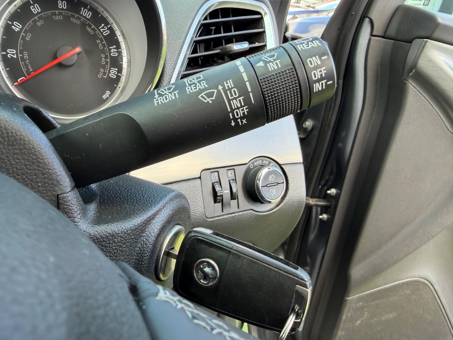 Used Vauxhall Mokka 2015 for sale - 77892073: Photo 24