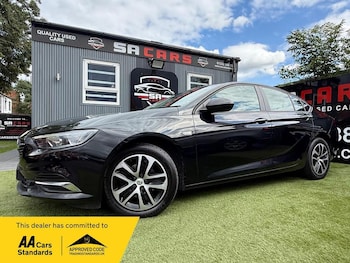 Vauxhall - Insignia