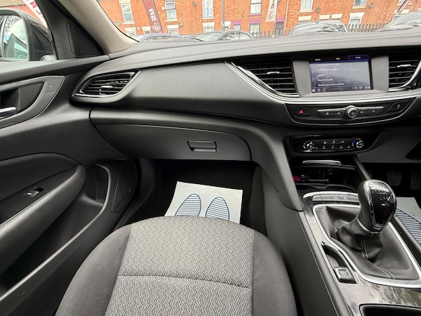 Used Vauxhall Insignia 2019 for sale - 76315250: Photo 32