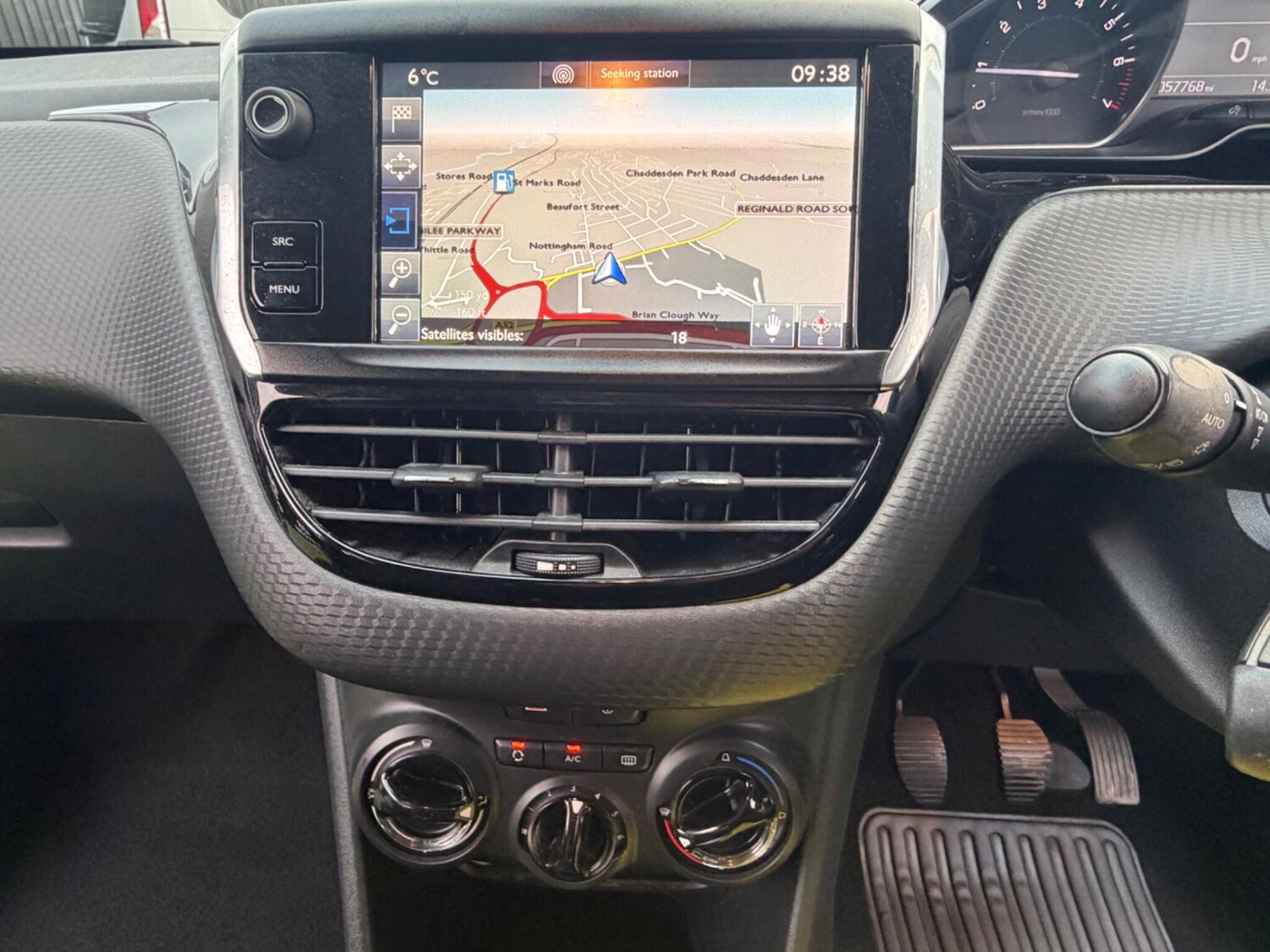 Used Peugeot 208 2016 for sale - 77202506: Photo 22