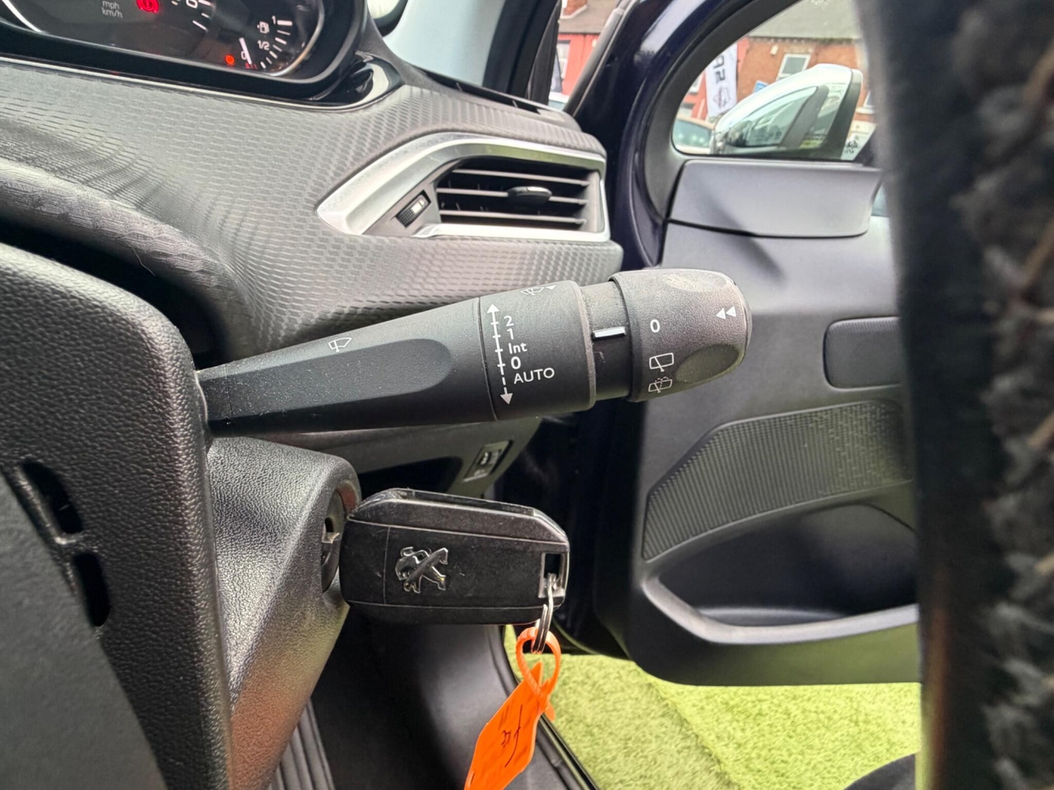 Used Peugeot 208 2016 for sale - 77202506: Photo 26