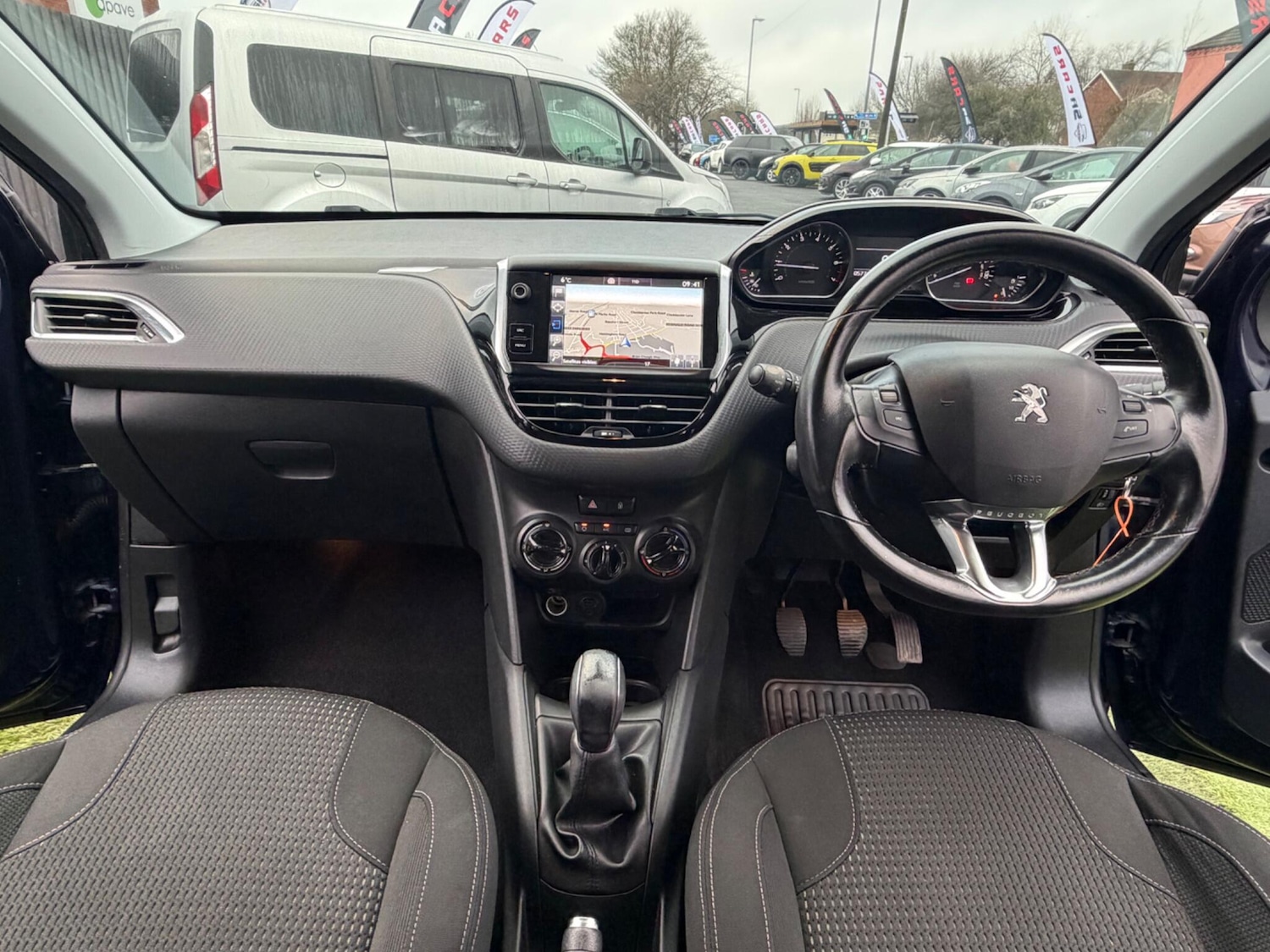 Used Peugeot 208 2016 for sale - 77202506: Photo 40