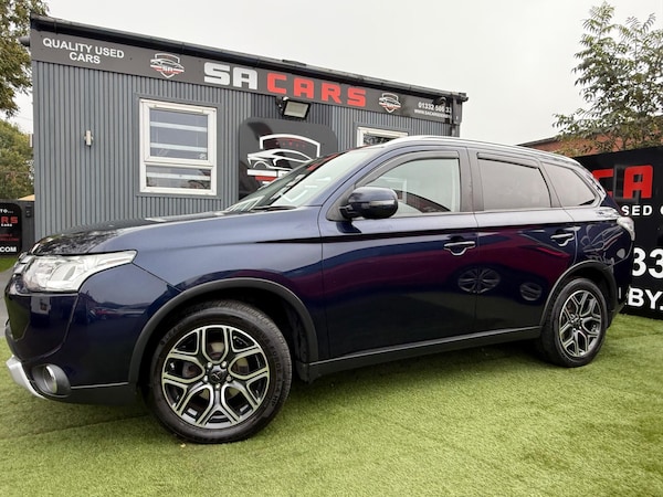 Used Mitsubishi Outlander 2015 for sale - 76251008: Photo 1