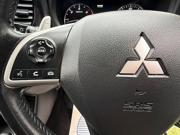 Used Mitsubishi Outlander 2015 for sale - 76251008: Photo 25
