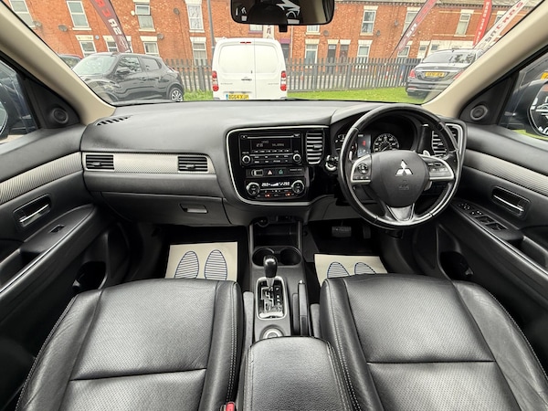 Used Mitsubishi Outlander 2015 for sale - 76251008: Photo 32