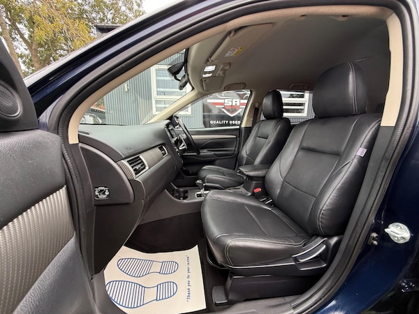 Used Mitsubishi Outlander 2015 for sale - 76251008: Photo 40