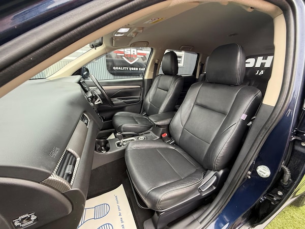 Used Mitsubishi Outlander 2015 for sale - 76251008: Photo 41