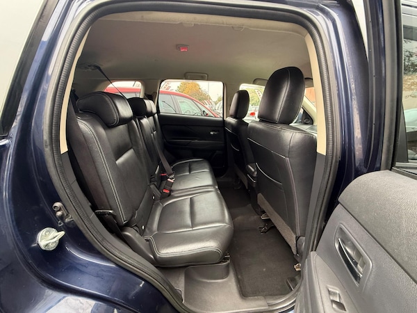 Used Mitsubishi Outlander 2015 for sale - 76251008: Photo 5