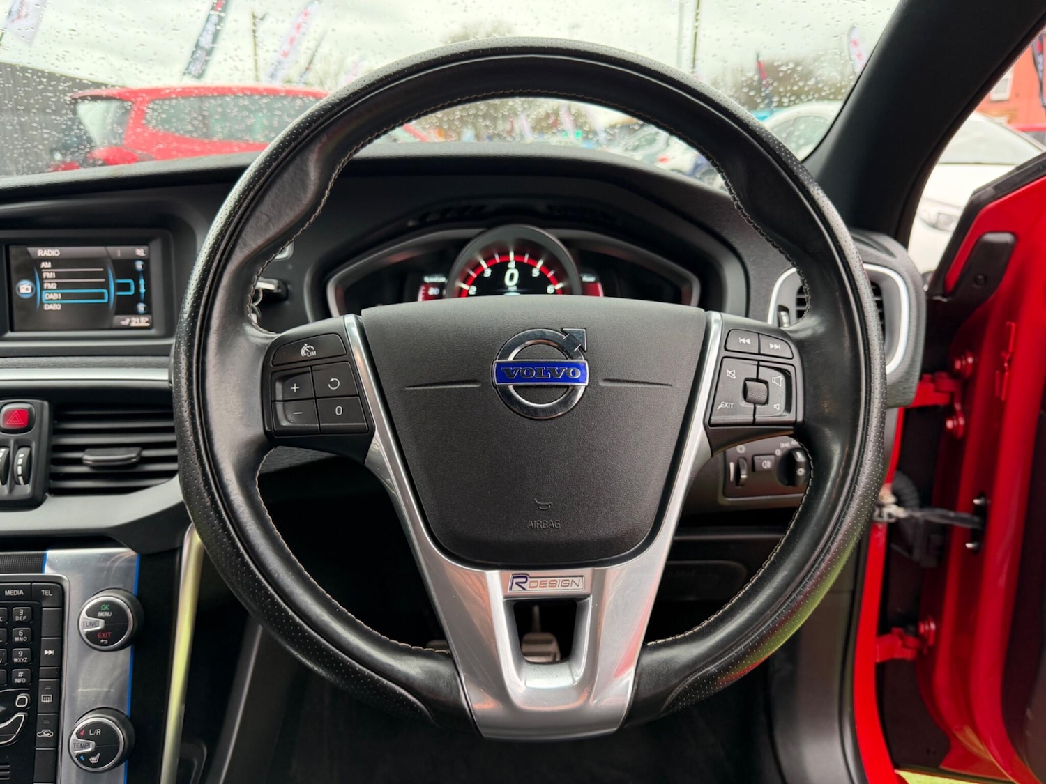 Used Volvo V40 2015 for sale - 77598158: Photo 19