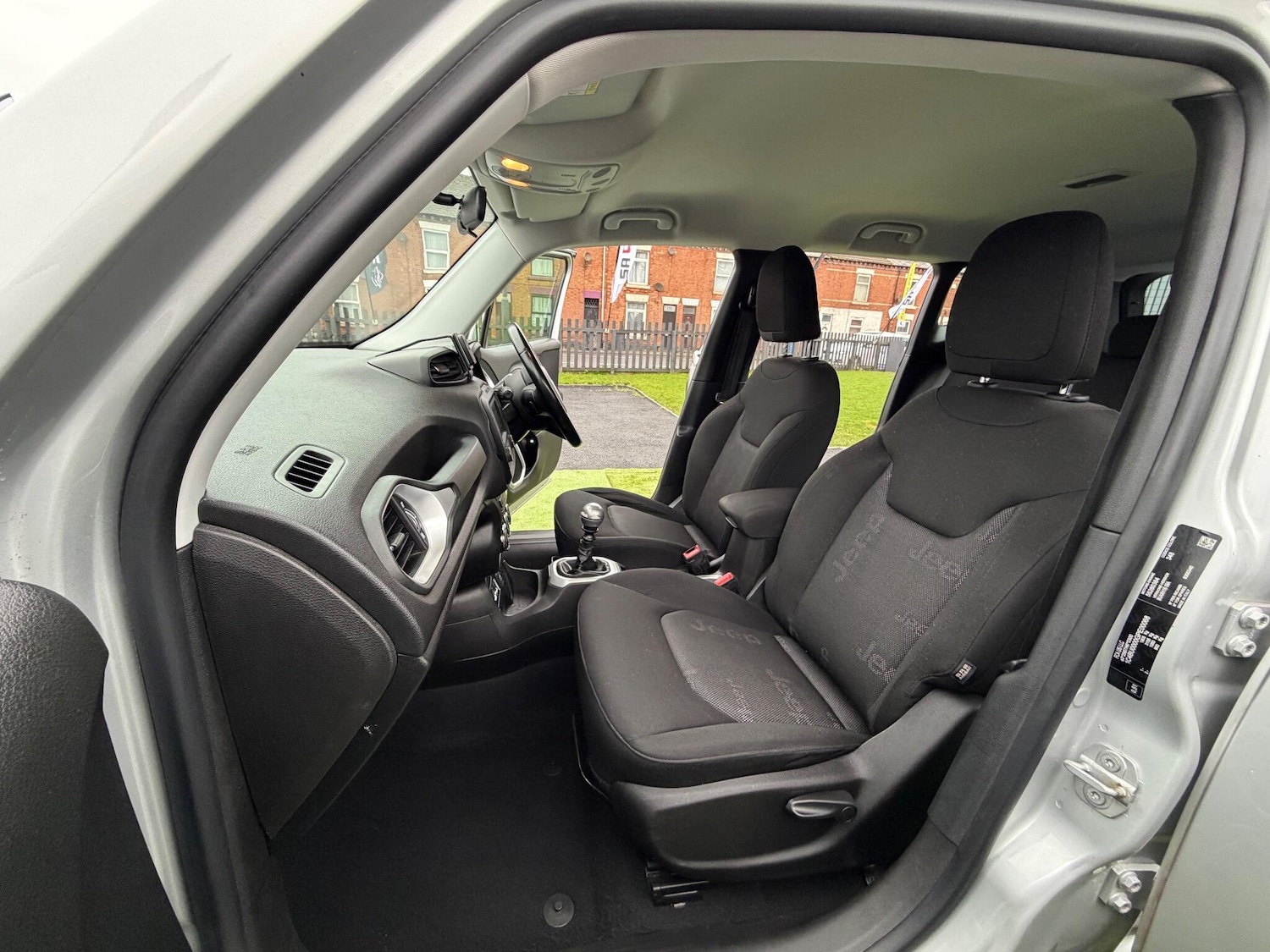 Used Jeep Renegade 2017 for sale - 77175817: Photo 29