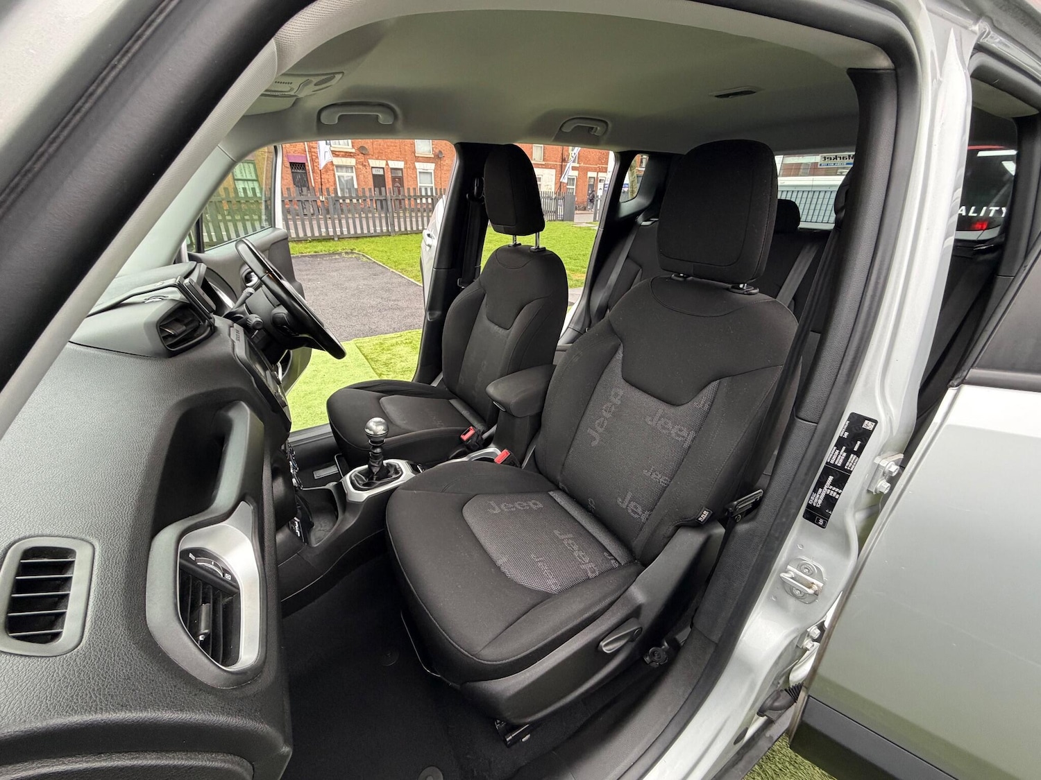 Used Jeep Renegade 2017 for sale - 77175817: Photo 31