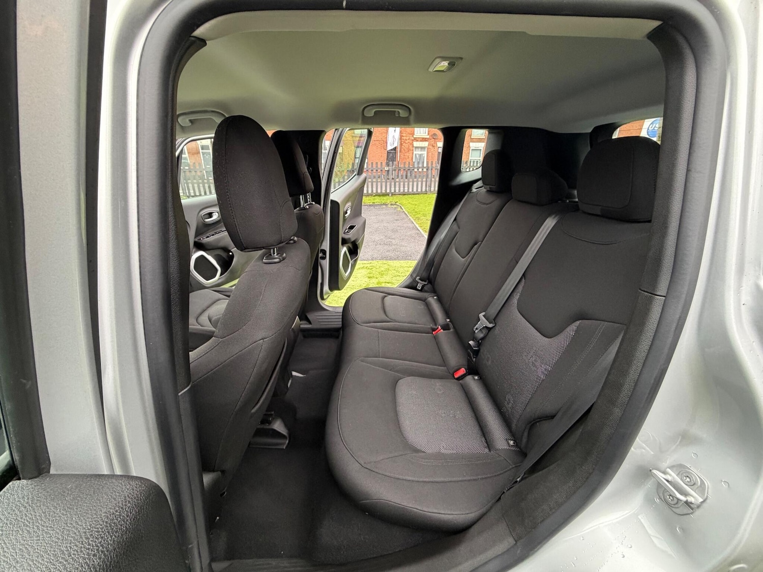 Used Jeep Renegade 2017 for sale - 77175817: Photo 33