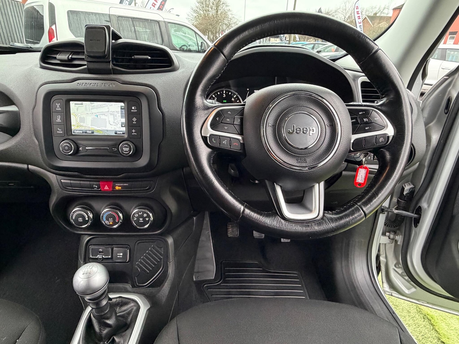 Used Jeep Renegade 2017 for sale - 77175817: Photo 39