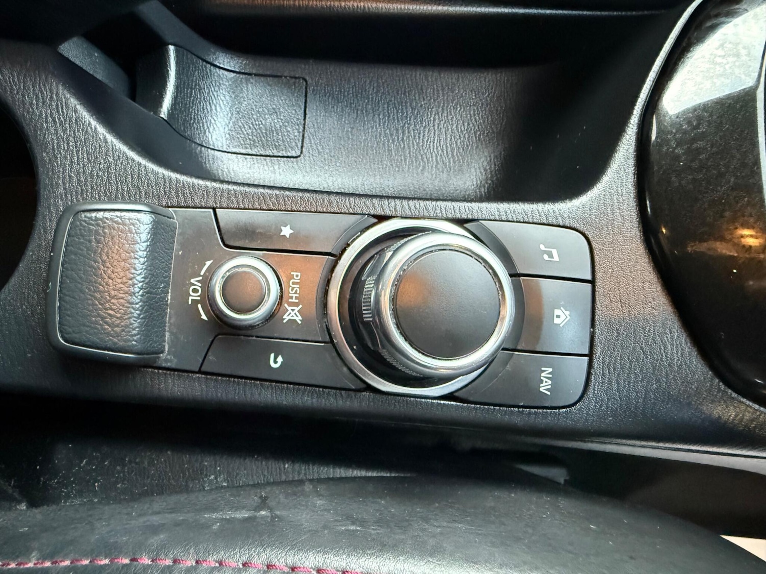 Used Mazda CX-3 2018 for sale - 76456666: Photo 30