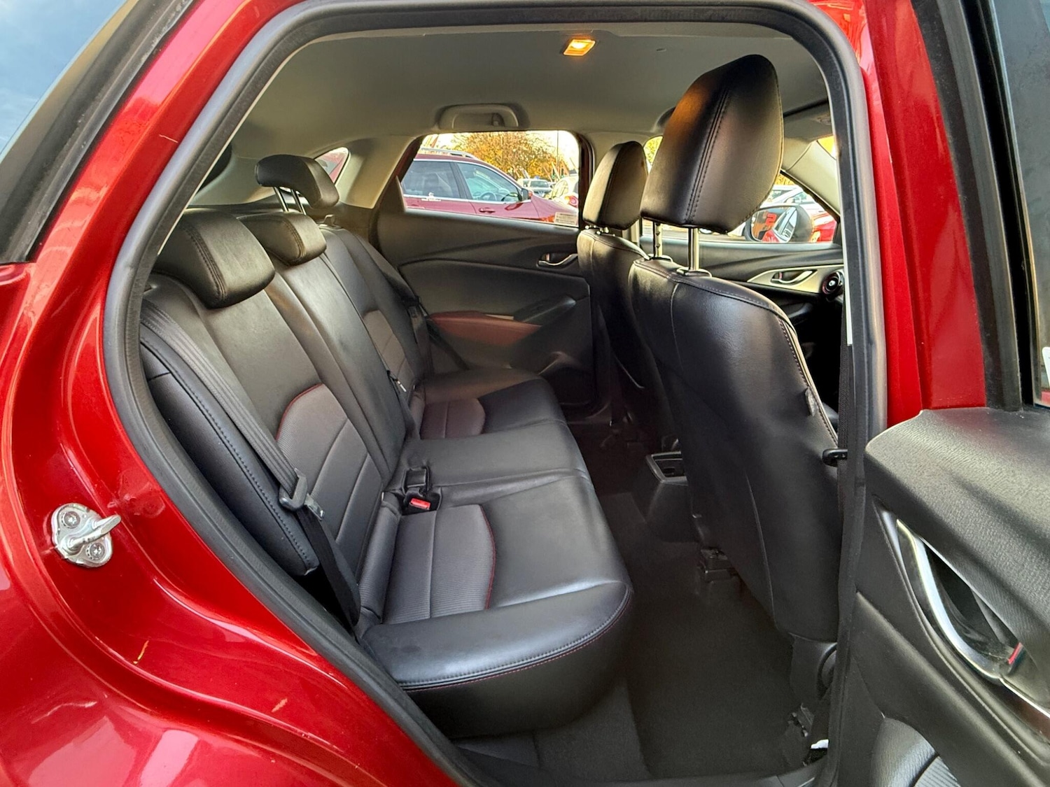 Used Mazda CX-3 2018 for sale - 76456666: Photo 5