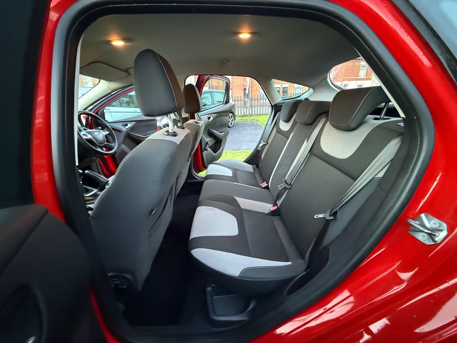 Used Ford Focus 2014 for sale - 76781419: Photo 34