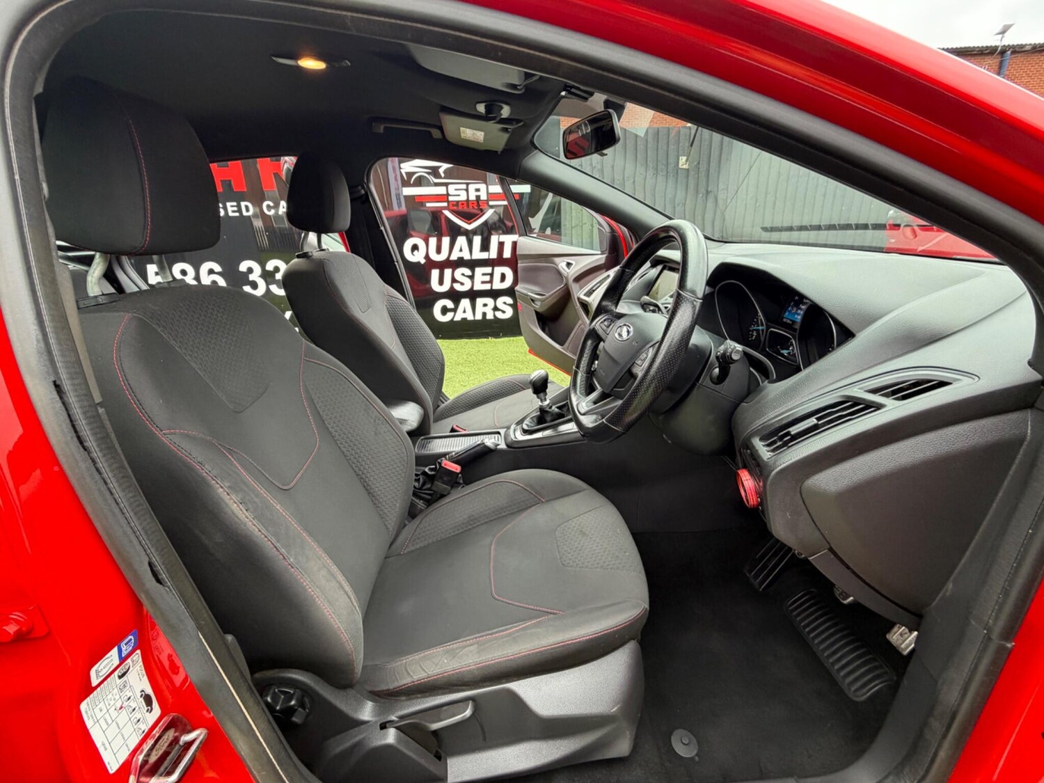 Used Ford Focus for sale - 77497320: Photo 27