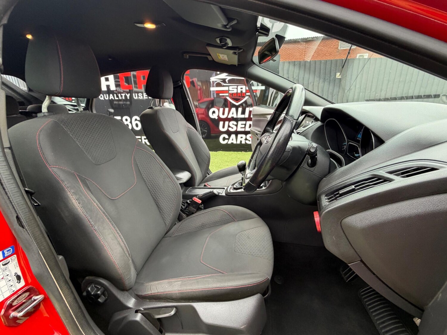 Used Ford Focus for sale - 77497320: Photo 28