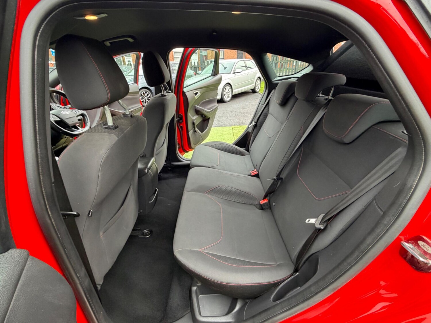 Used Ford Focus for sale - 77497320: Photo 35