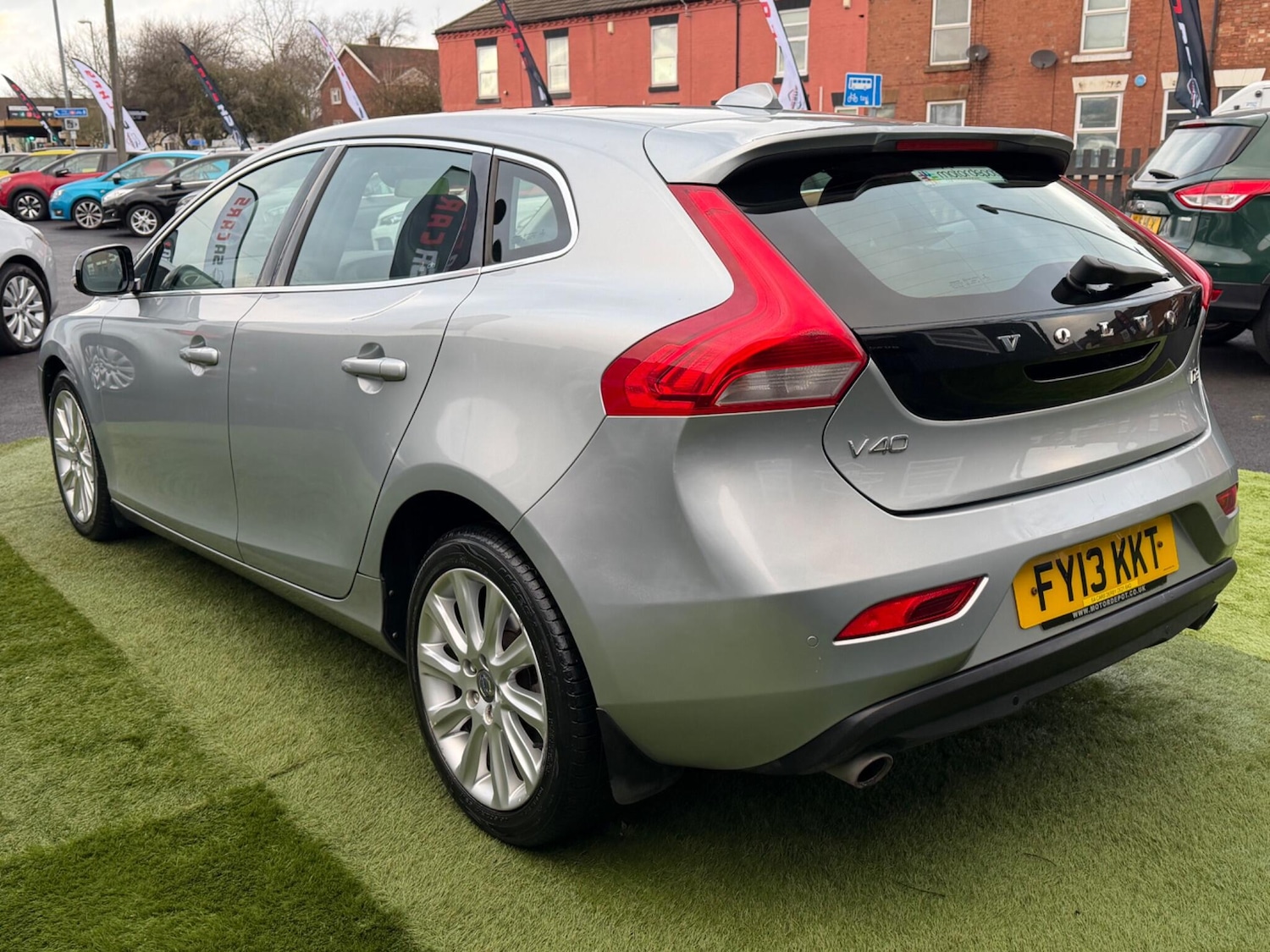 Used Volvo V40 for sale - 77268074: Photo 17