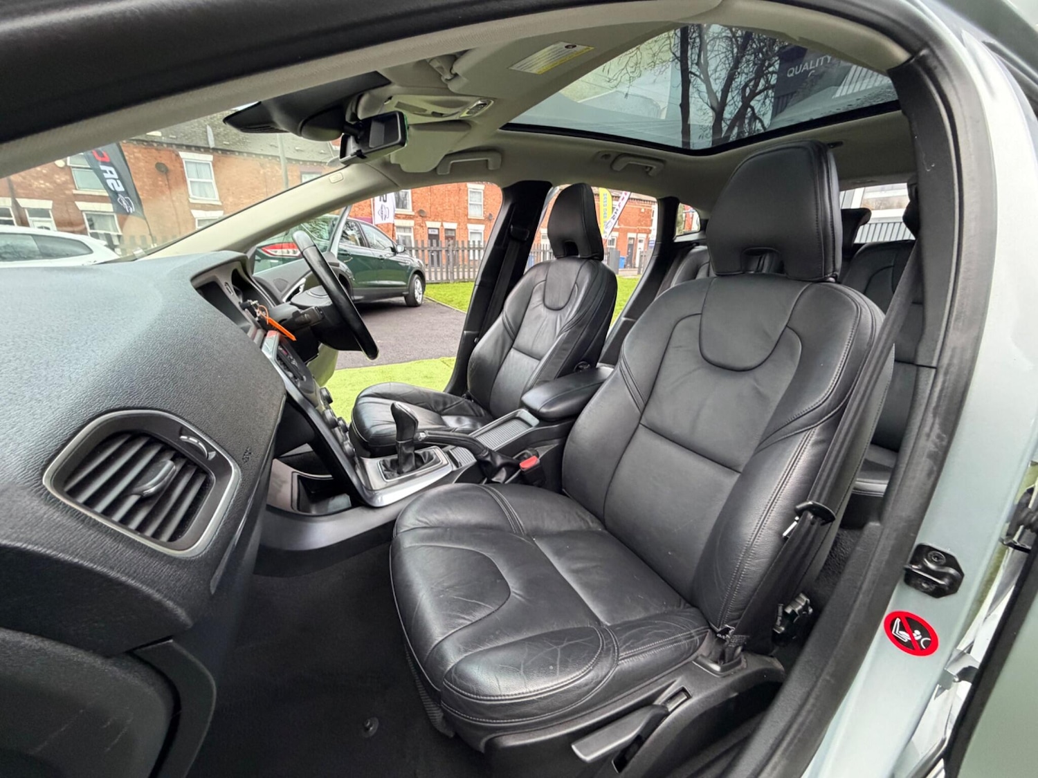 Used Volvo V40 for sale - 77268074: Photo 31