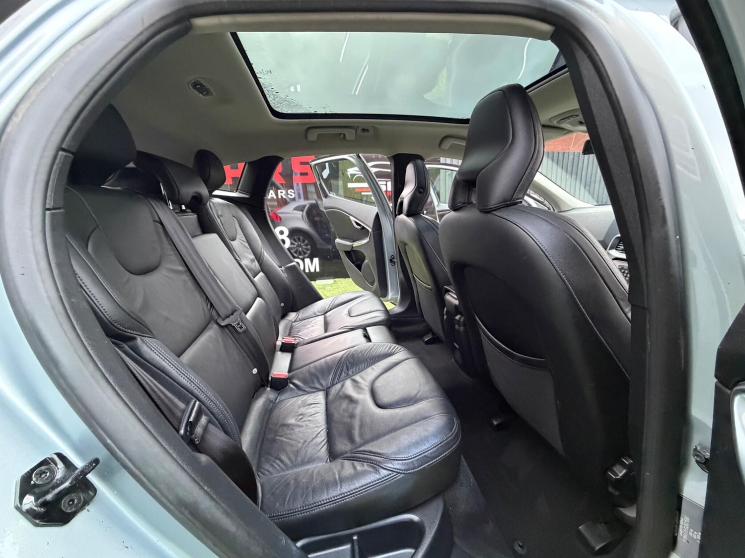 Used Volvo V40 for sale - 77268074: Photo 32