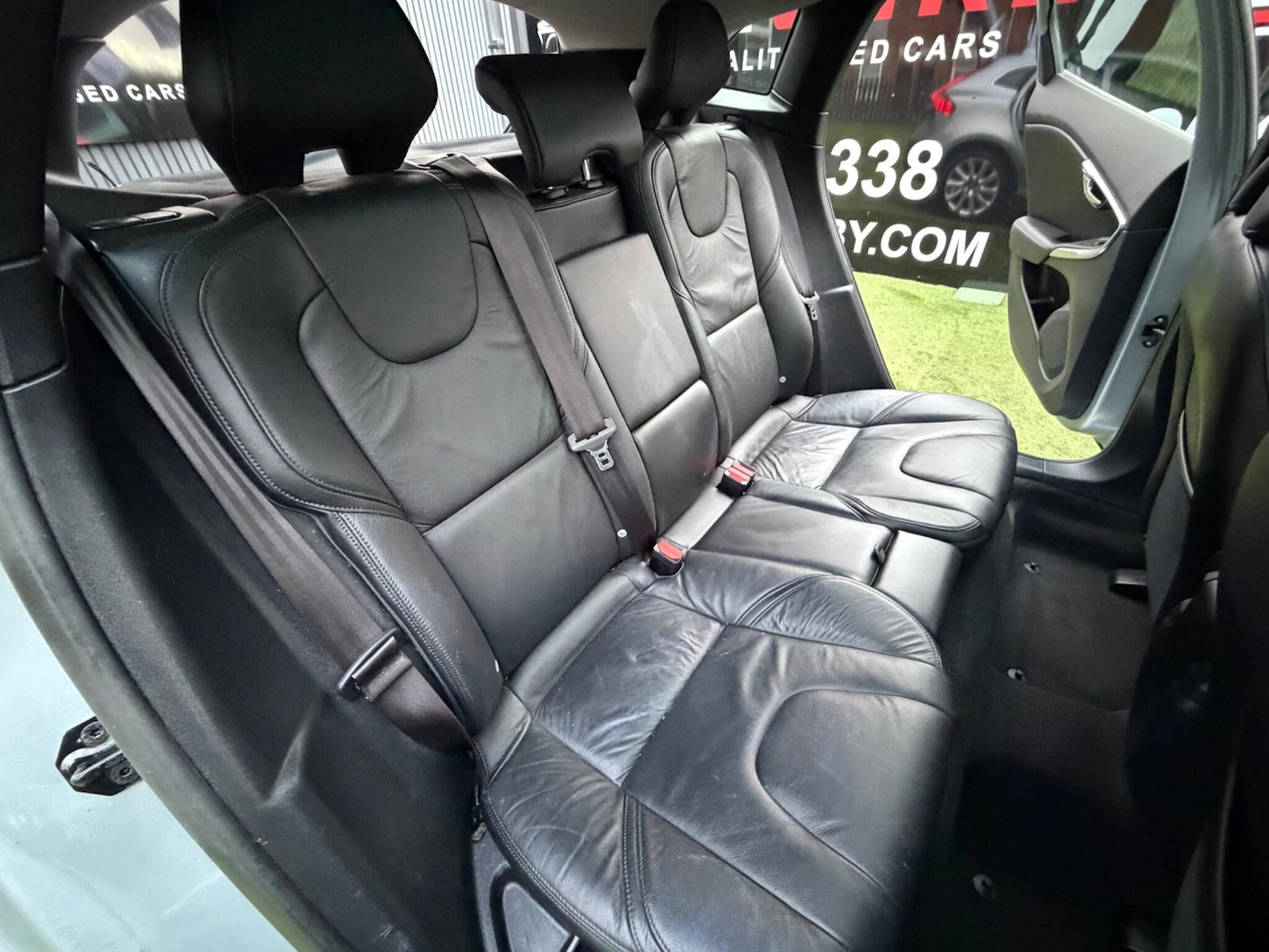 Used Volvo V40 for sale - 77268074: Photo 34