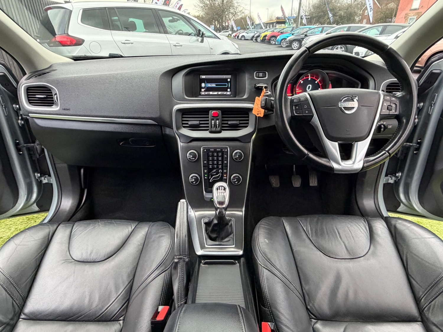 Used Volvo V40 for sale - 77268074: Photo 37