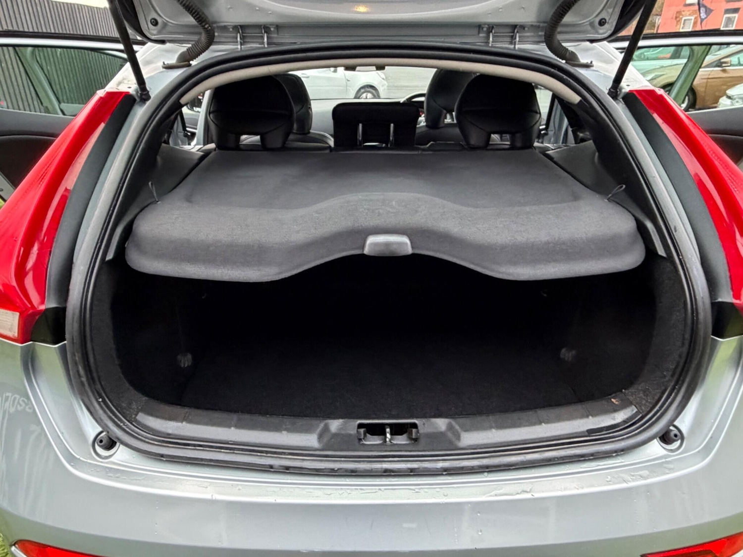 Used Volvo V40 for sale - 77268074: Photo 41