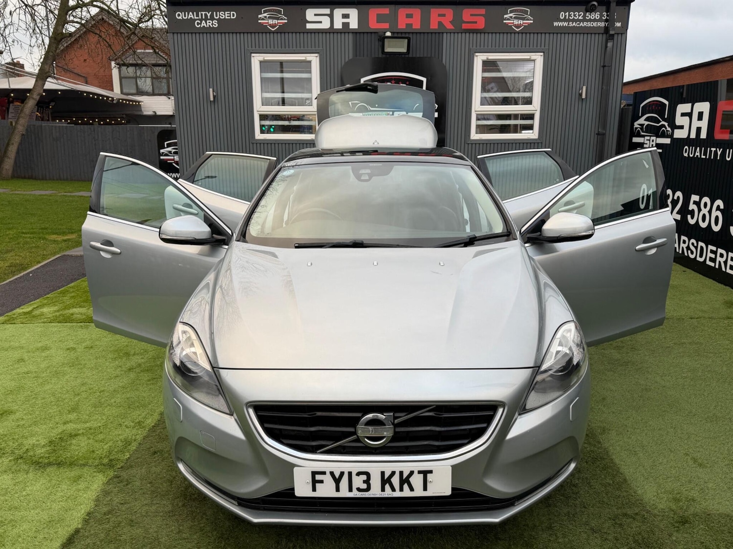 Used Volvo V40 for sale - 77268074: Photo 5
