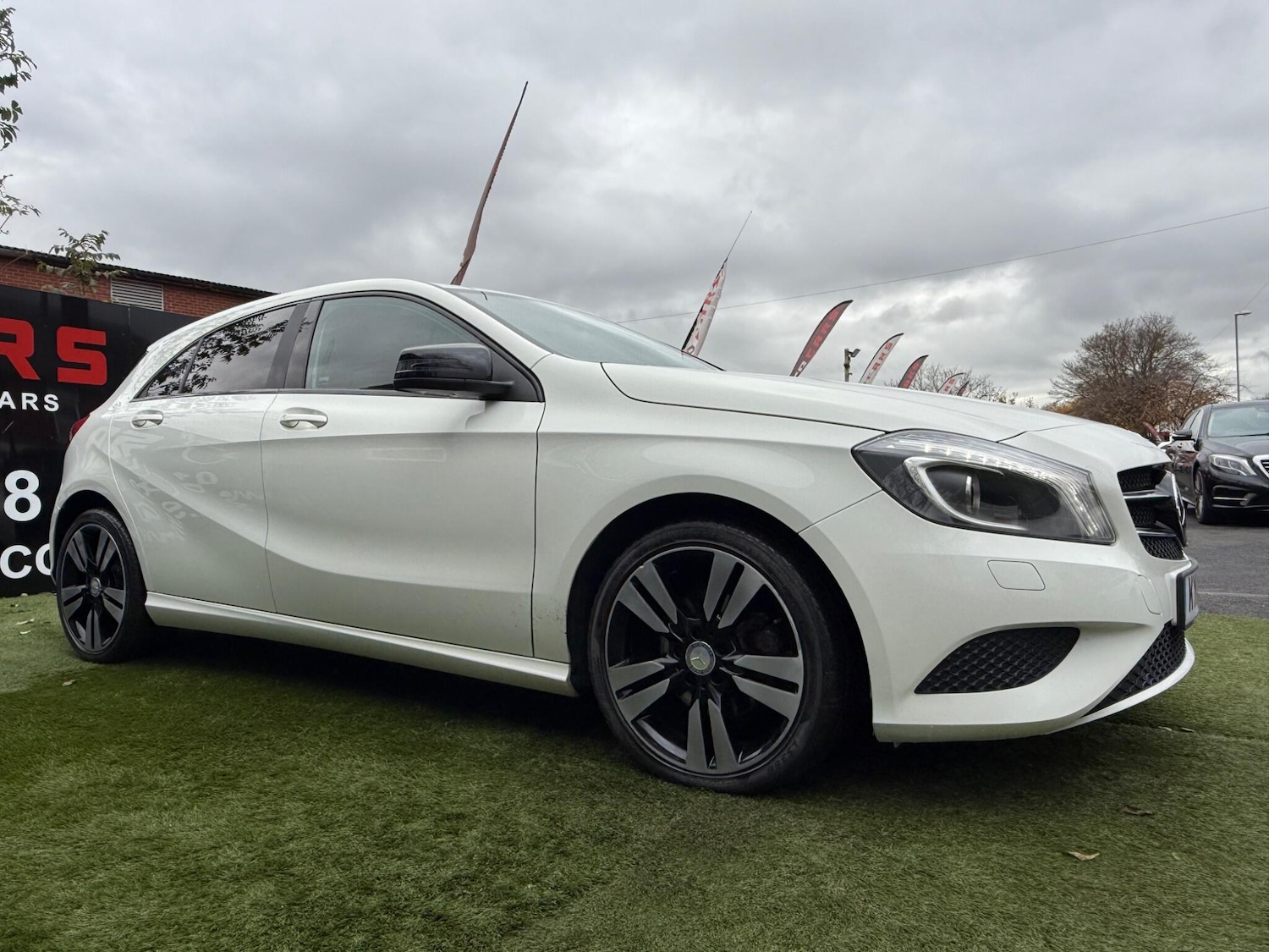 Used Mercedes-Benz A-Class 2014 for sale - 76522285: Photo 17