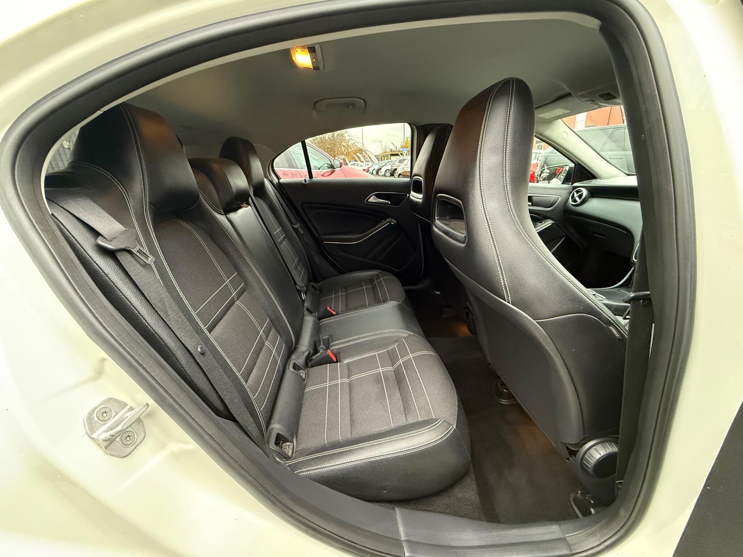 Used Mercedes-Benz A-Class 2014 for sale - 76522285: Photo 27