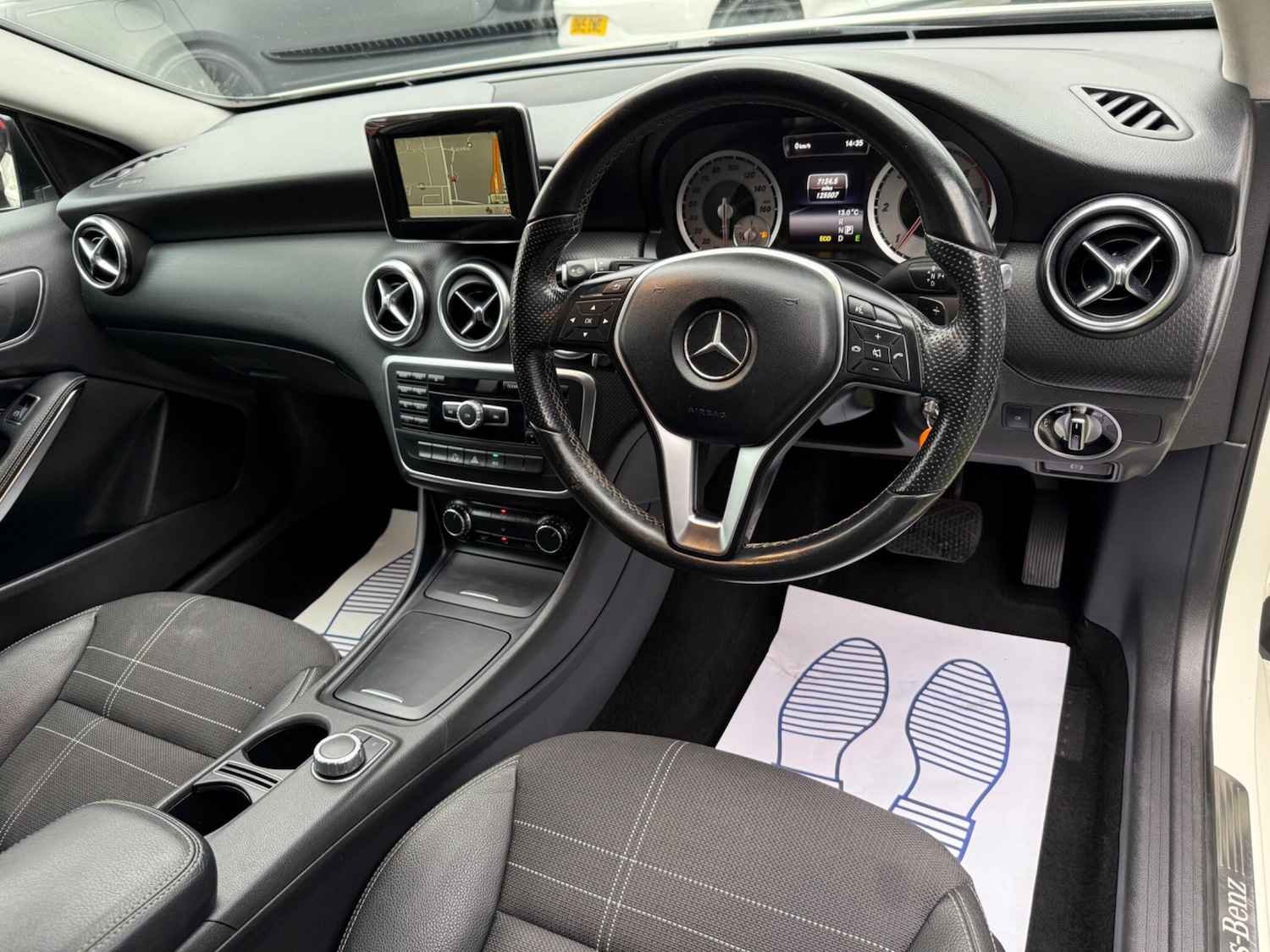 Used Mercedes-Benz A-Class 2014 for sale - 76522285: Photo 3