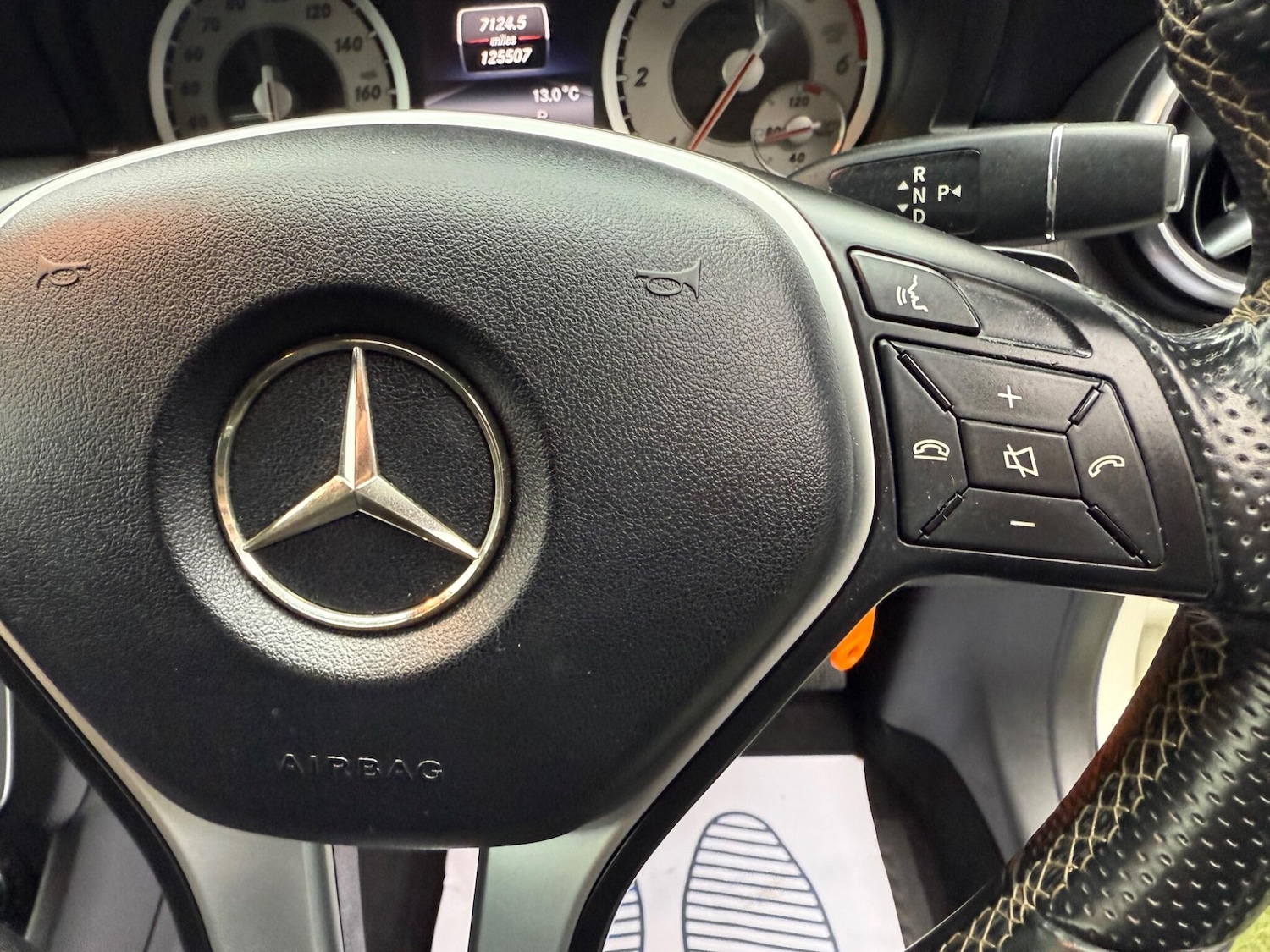 Used Mercedes-Benz A-Class 2014 for sale - 76522285: Photo 45