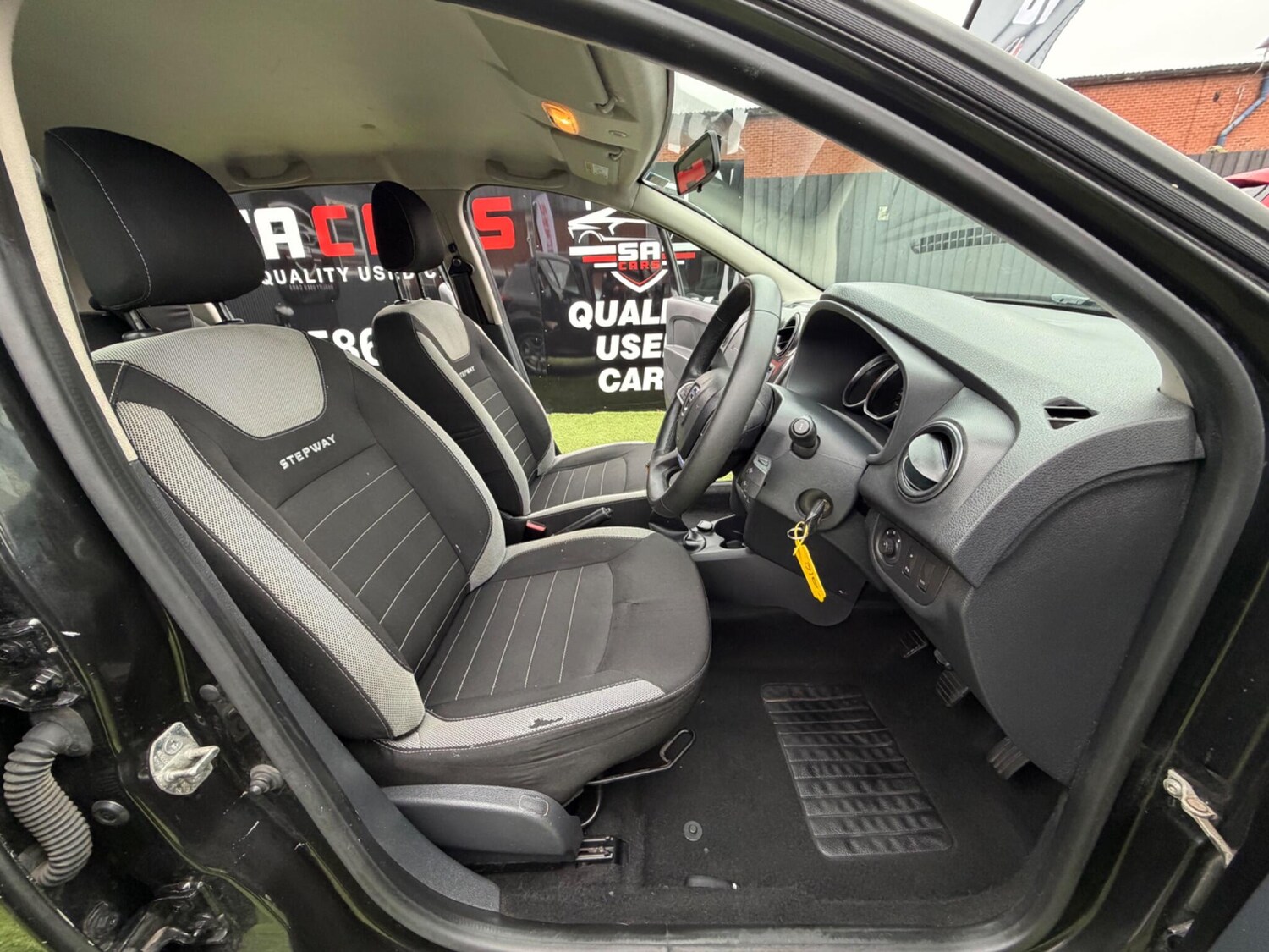 Used Dacia Sandero Stepway for sale - 77496823: Photo 25